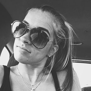 Meet your Posher, Sierra